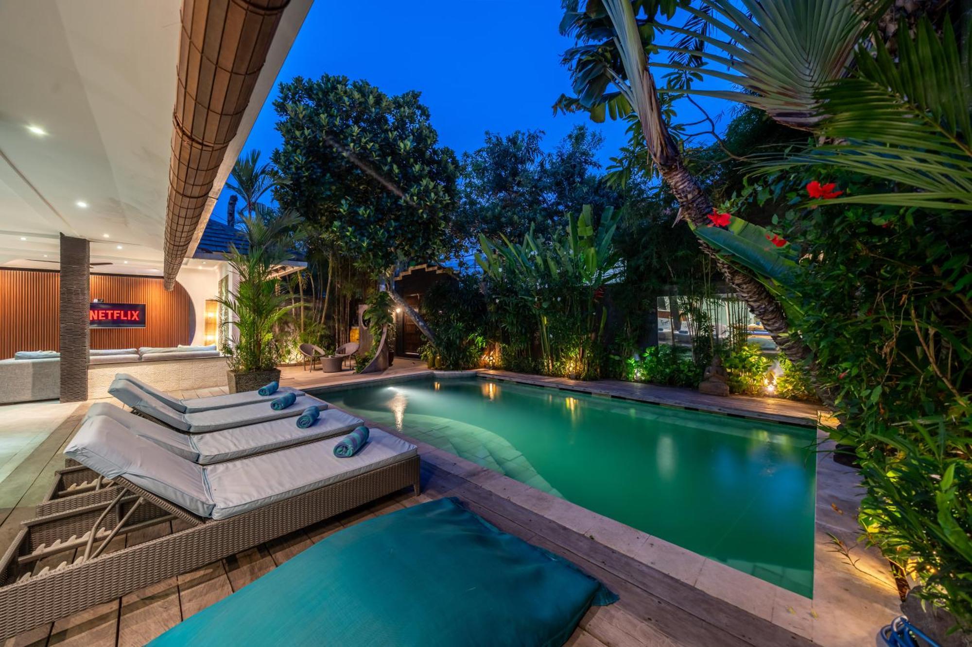 Villa Alchemy Private 4 Bedroom Eat Street 10 Steps To Revolver Cafe *