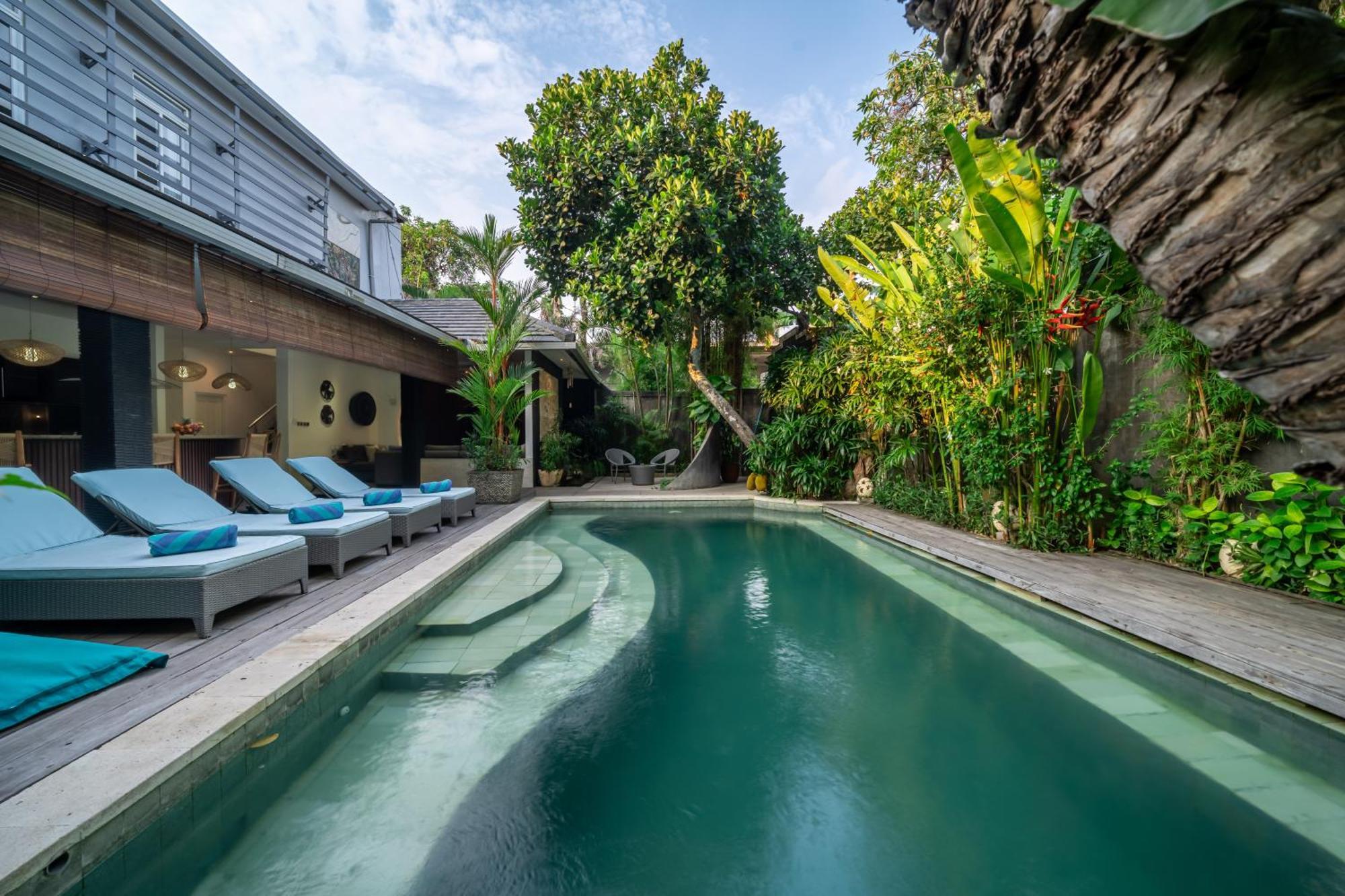 Villa Alchemy Private 4 Bedroom Eat Street 10 Steps To Revolver Cafe